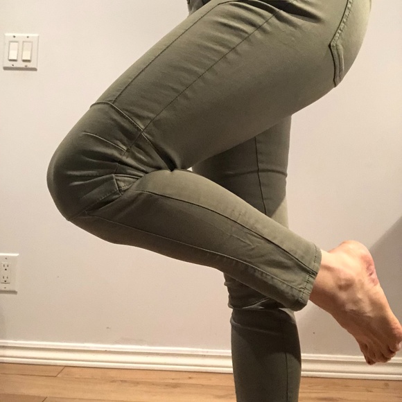 Low rise olive pants - Picture 14 of 16